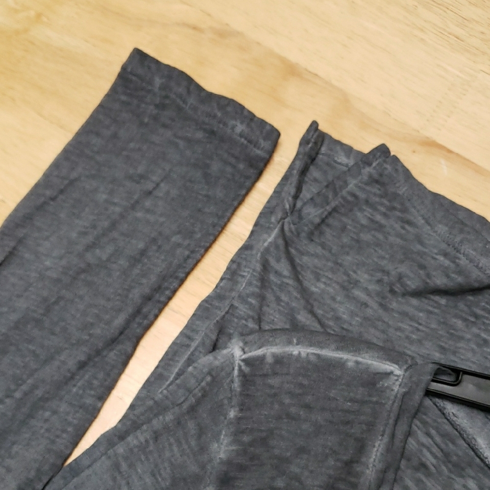 Great Northwest Indigo Gray Long Sleeve, V-Neck Blouse - Picture 4 of 7